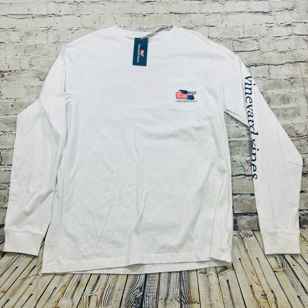 Vineyard Vines Shirt Mens Medium White Class of 2019 Whale Logo Crew T-shirt